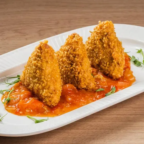 Clătite gratinate cu pui și cașcaval